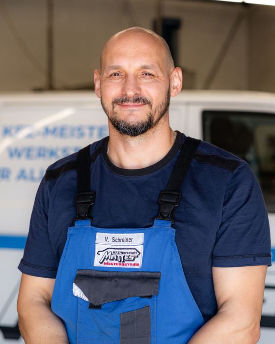 Vitali Schreiner, Kfz-Mechaniker bei KFZ Mattes